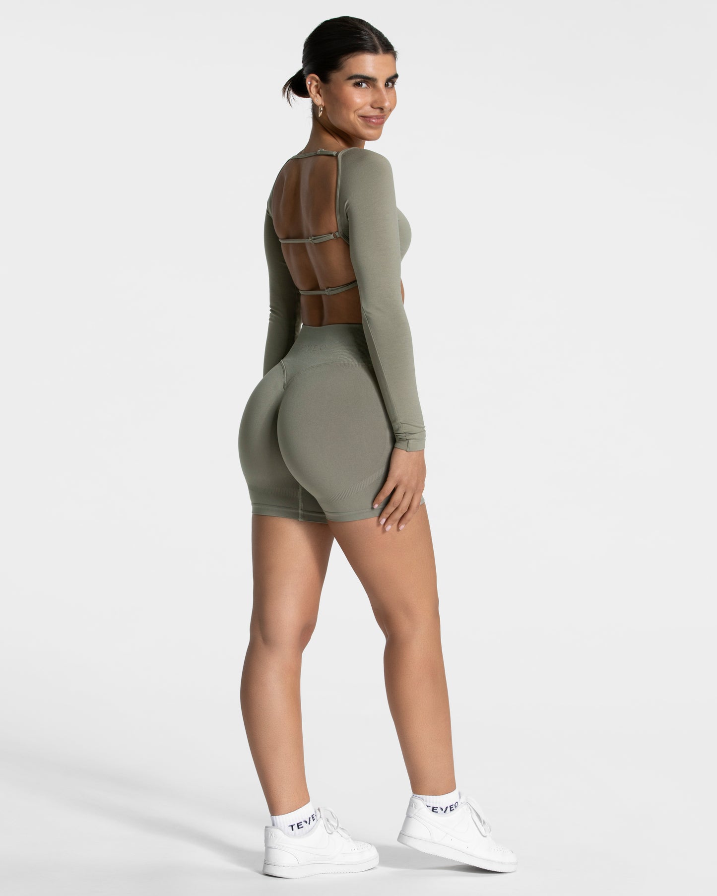 Femme Sculpt Scrunch Short "Khaki"