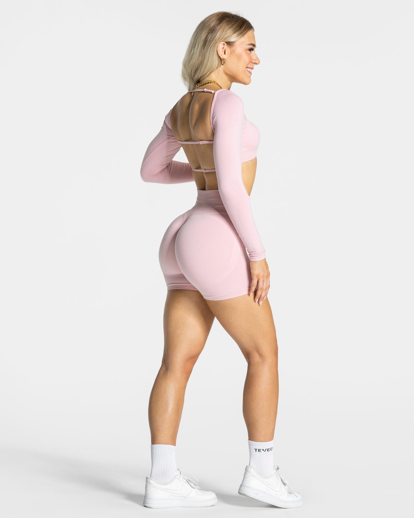 Femme Sculpt Scrunch Short "Rosa"